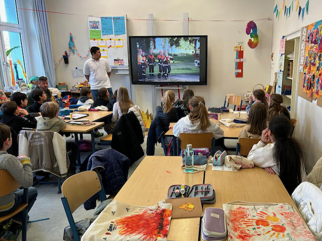 8e06515b-b0c9-49c2-b6d5-0d569997a332